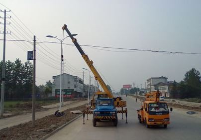 सोलर स्ट्रीट लैंप के स्पष्ट लाभ {-2 组-张玲玲-张玲玲